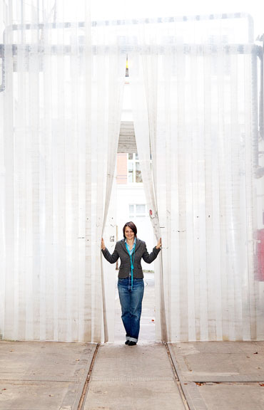 Angela Holzhauer, Galeristin Hamburg